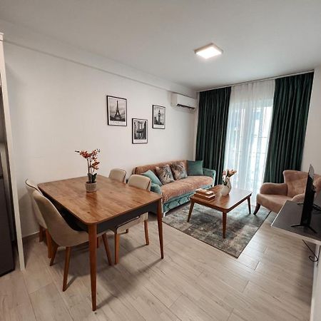 Lovely Apartment 티라나 외부 사진