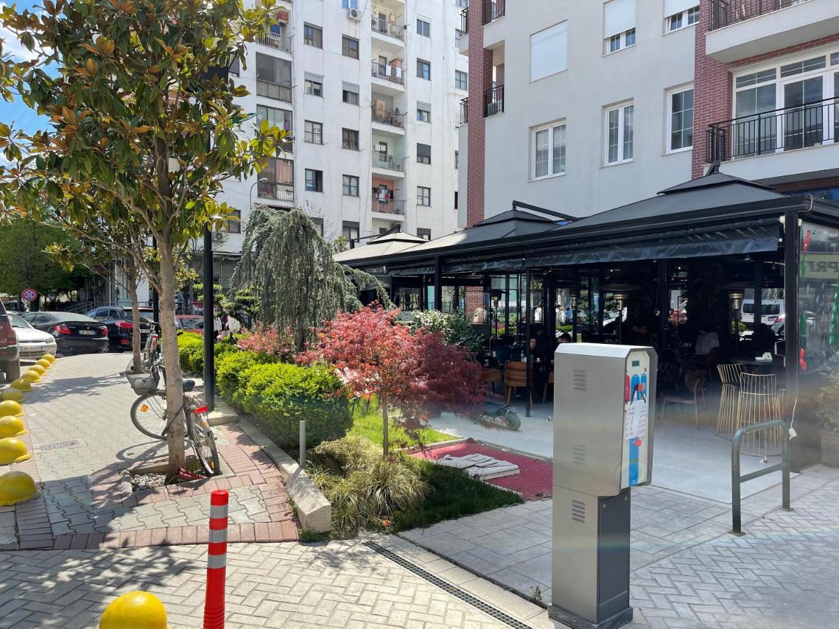 Lovely Apartment 티라나 외부 사진